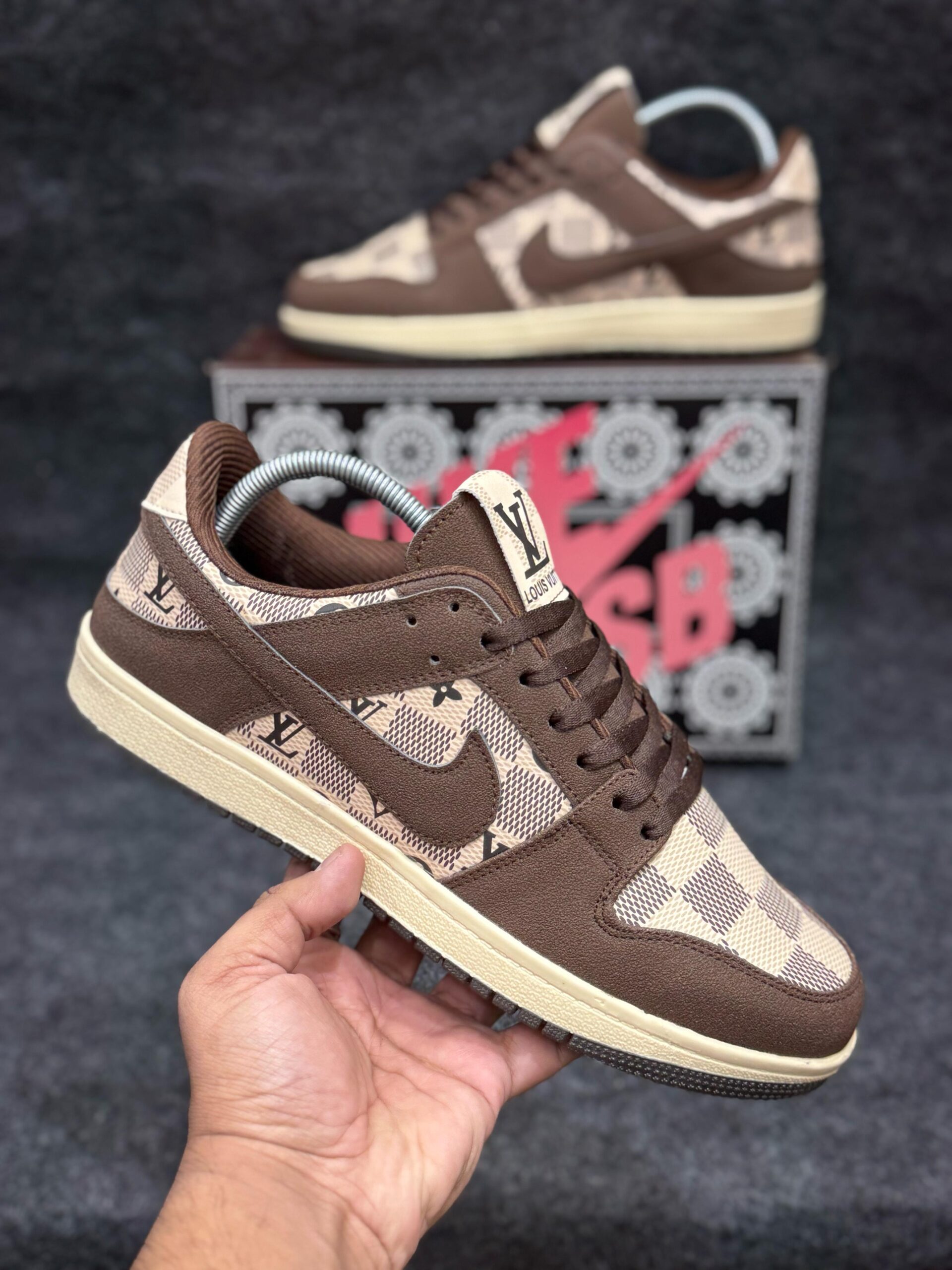 Shoes imported top quality brand (BA) for mens and womens