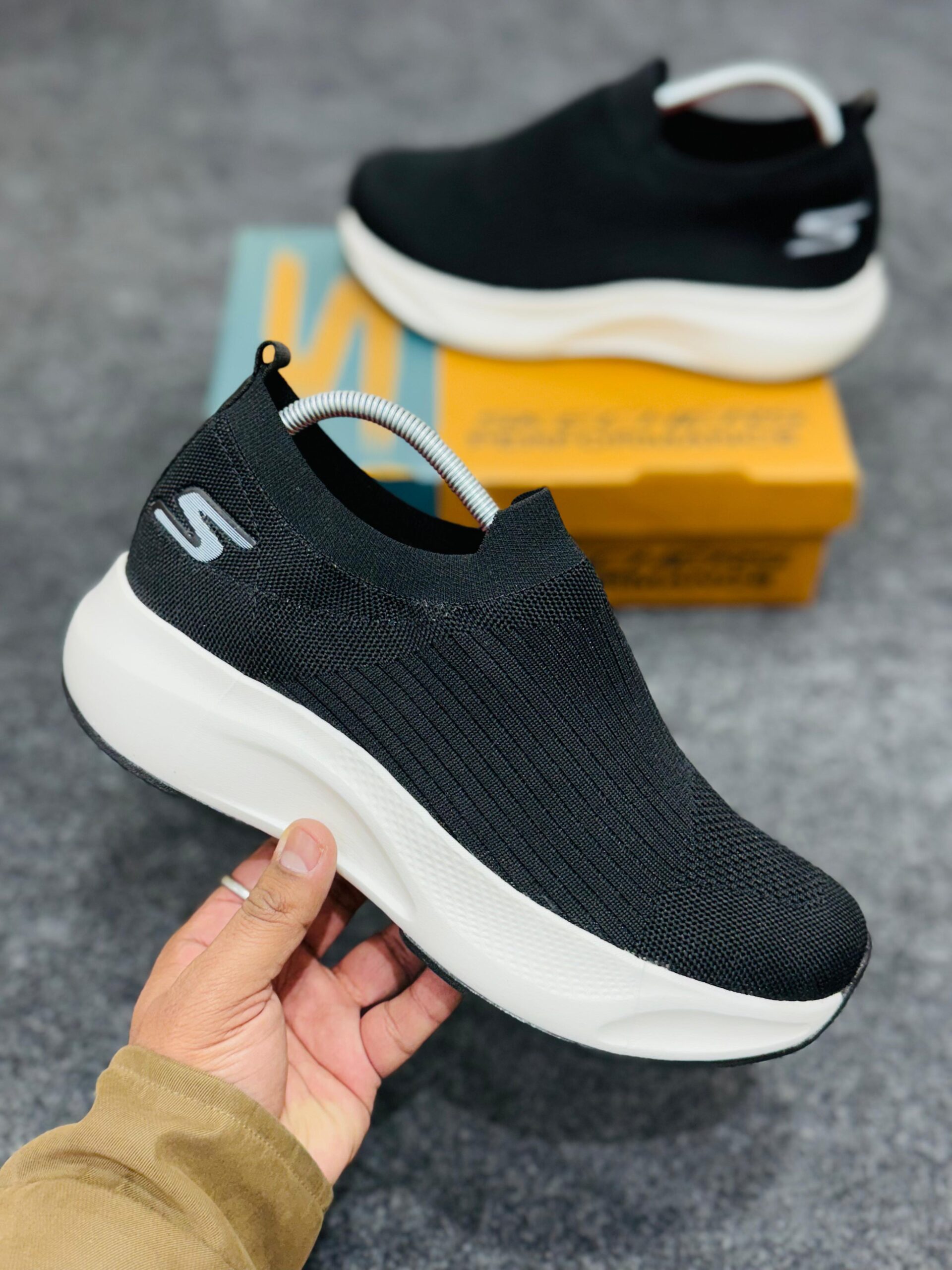Shoes imported top quality brand (BA) for mens and womens