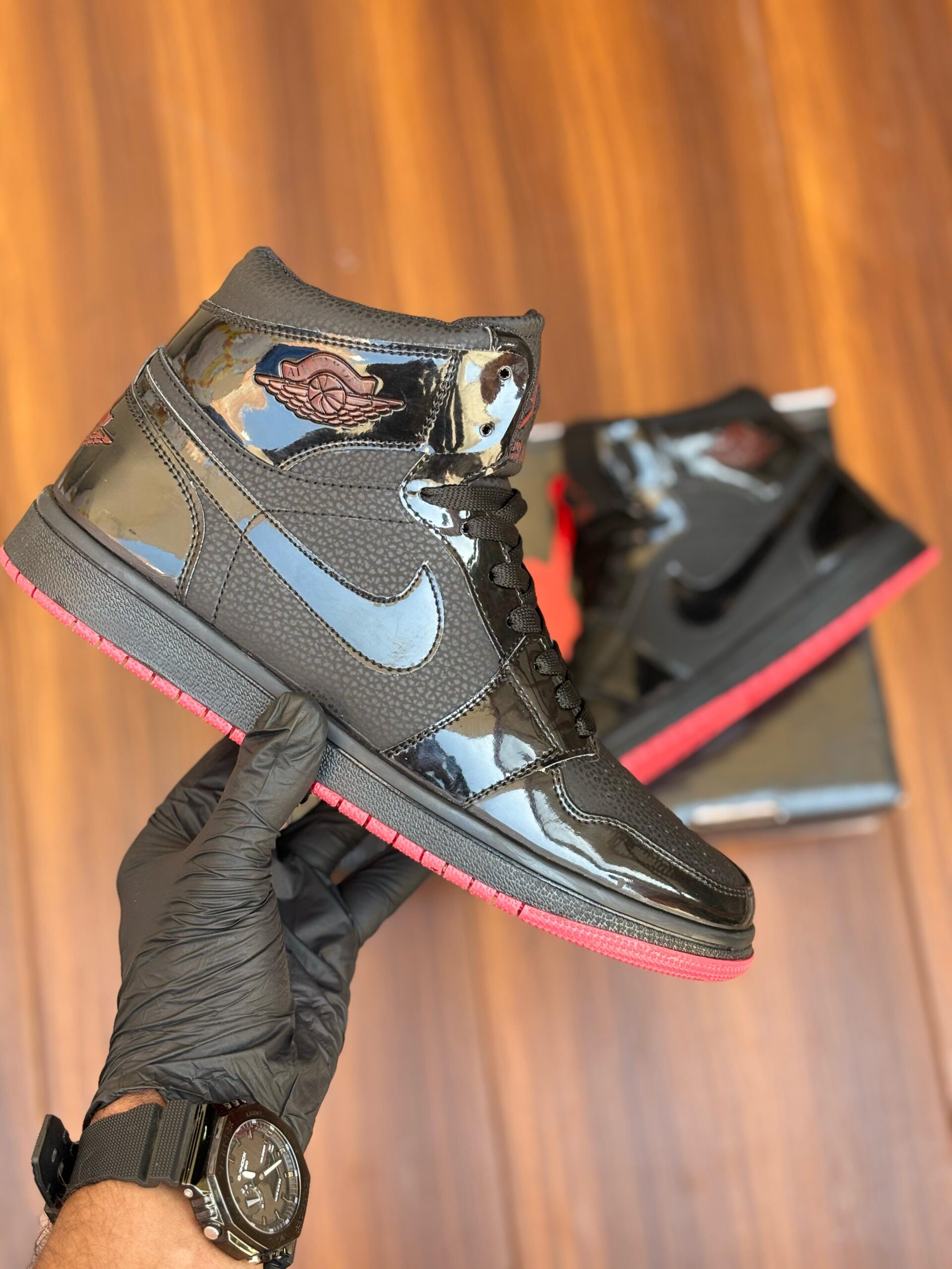 IMPORTED SHOES SNEAKERS BRANDED (BE)