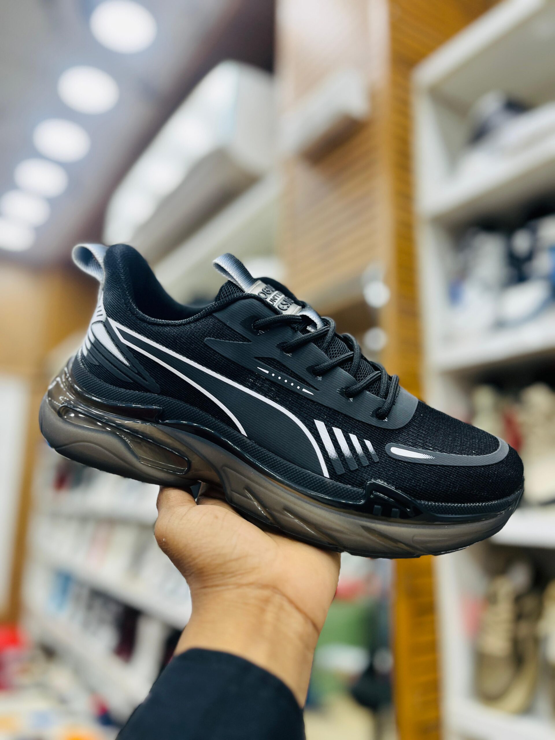 IMPORTED SHOES SNEAKERS BRANDED (BE)