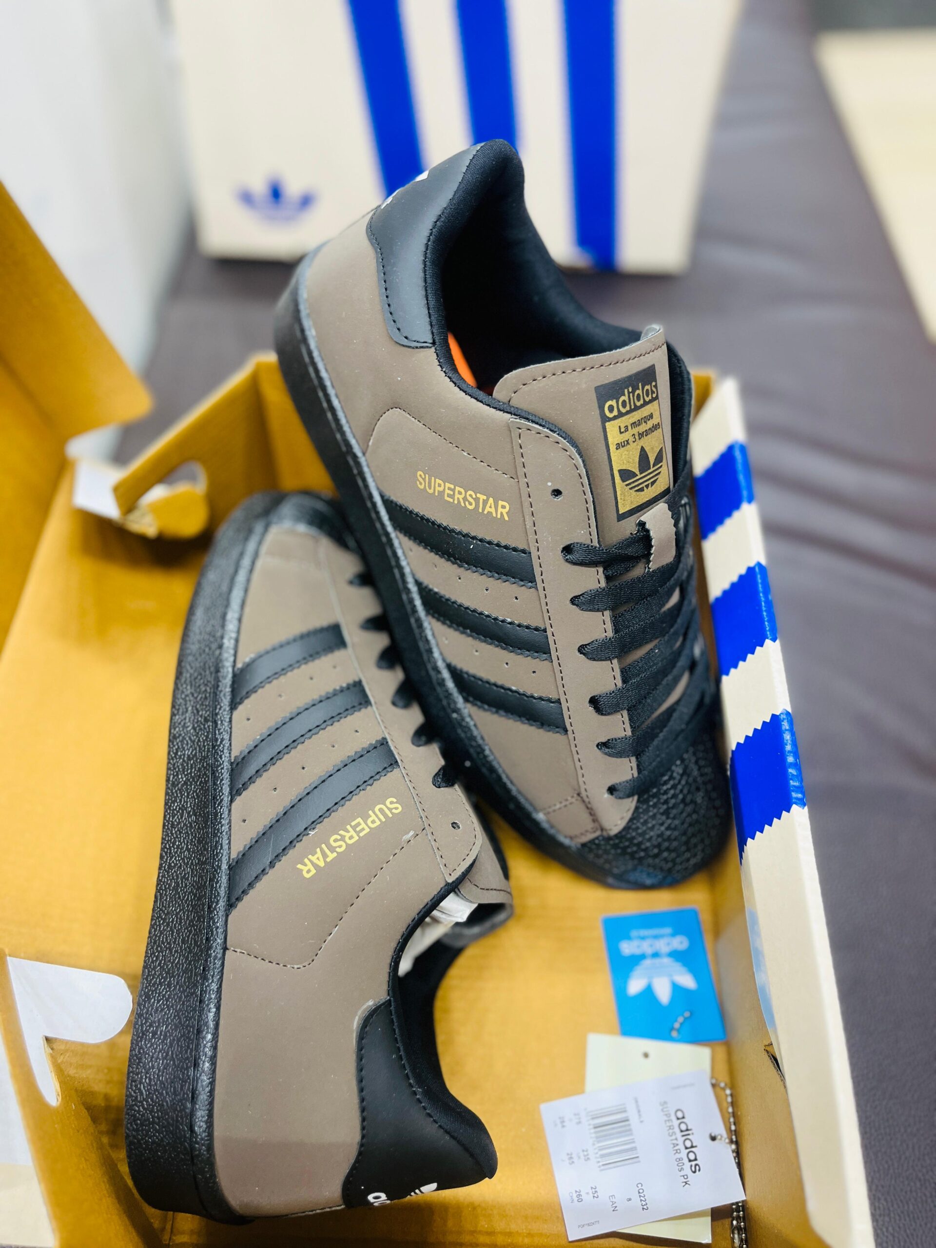 IMPORTED SHOES SNEAKERS BRANDED (BE)