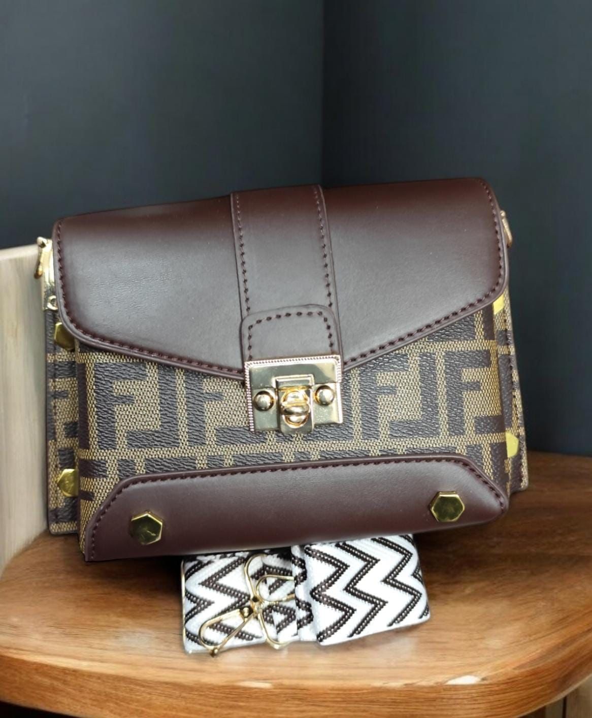 IMPORTED WOMENS PURE LEATHER HIGH QUALITY HANDBAGS FOR ALL STYLES
