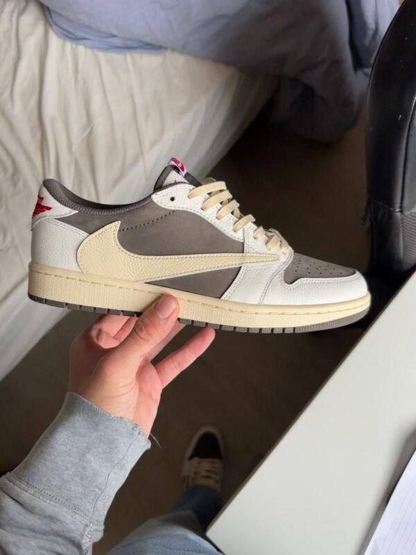 NIKE AIR JORDANS RETRO TRAVIS SCOTT MOCHA REVERSE SHOES FOR MENS AND WOMENS (SK 1900) - Image 2