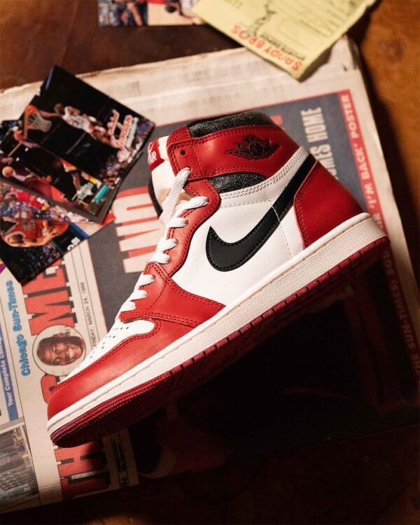 NIKE AIR JORDANS RETRO 1 PREMIUM EDITION EDITION SHOES (SK2000) - Image 2