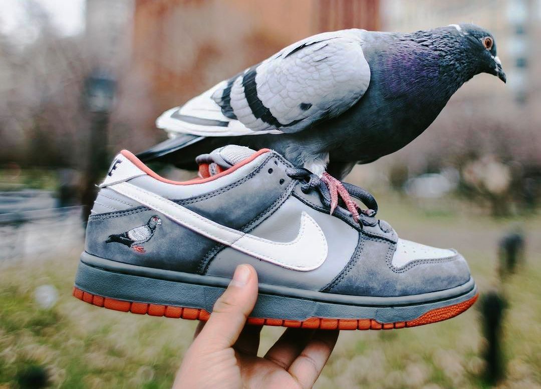 NIKE SB DUNK NYC PIGEON PREMIUM QUALITY SHOES FOR EVERYONE  (SK 2000)