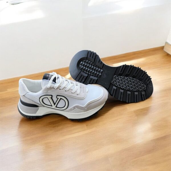 VALANTINO GARAVANI SNEAKER PREMIUM SNEAKERS FOR MENS (SK 2600) - Image 2