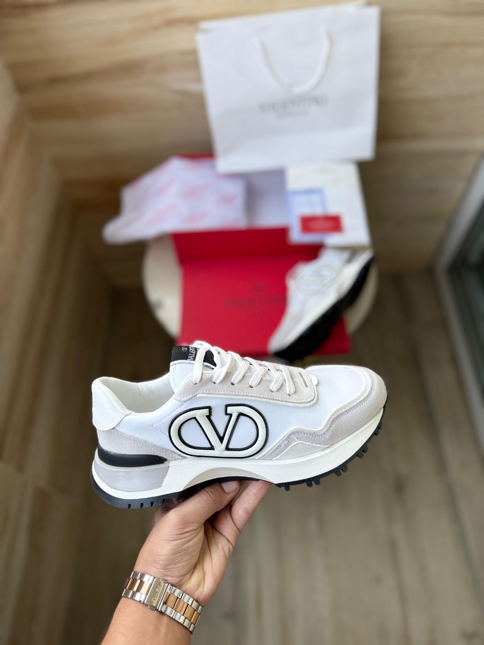 VALANTINO GARAVANI SNEAKER PREMIUM SNEAKERS FOR MENS (SK 2600)