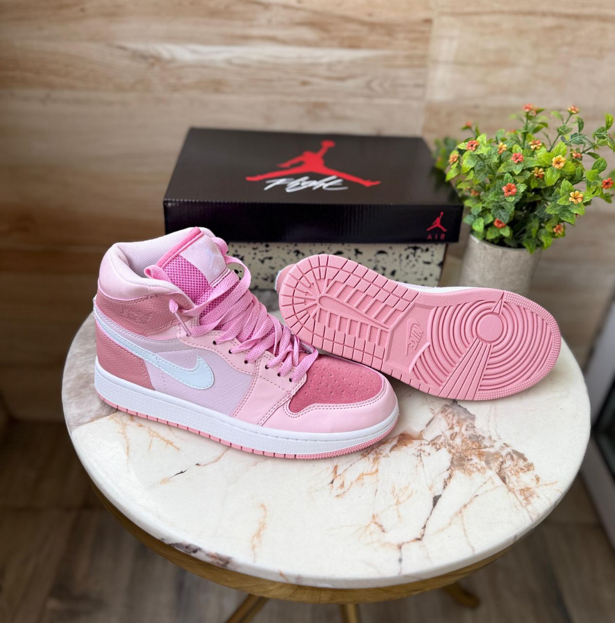 AIR JORDANS RETRO 1 DIGITAL PINK NIKE PREMIUM LUXURY FOR WOMENS (SK 2000)