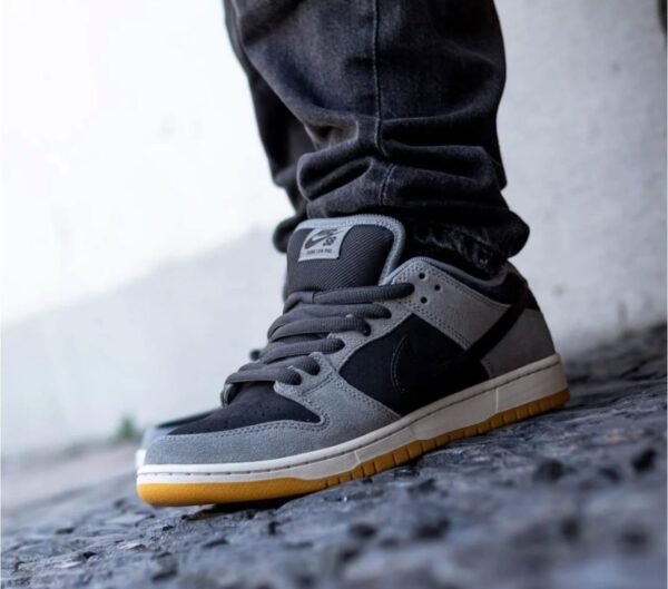 NIKE SB DUNK DARK GREY PREMIUM LUXURY SHOES - Image 2