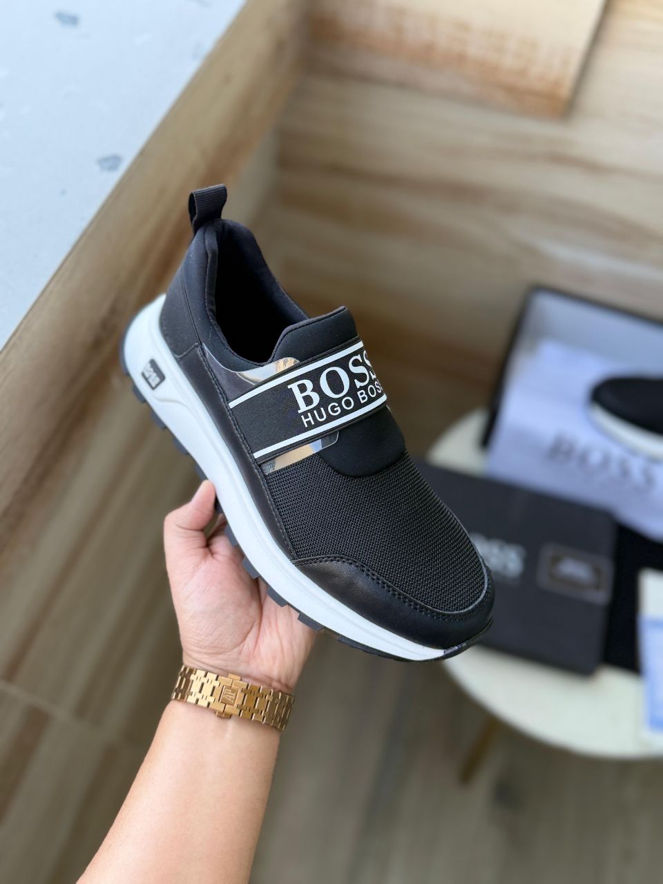 HUGHO BOSS LUXURY SNEAKERS FOR EVERY ONE (SK3000)