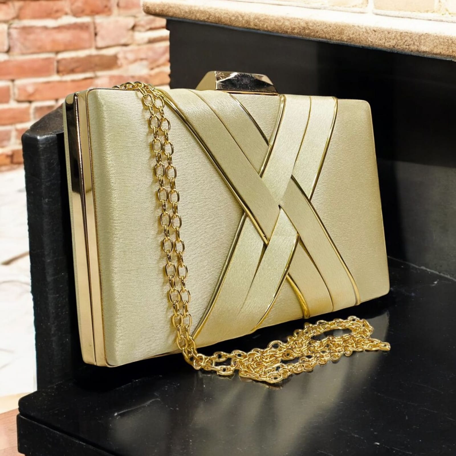 IMPORTED WOMENS PURE LEATHER HIGH QUALITY HANDBAGS FOR ALL STYLES