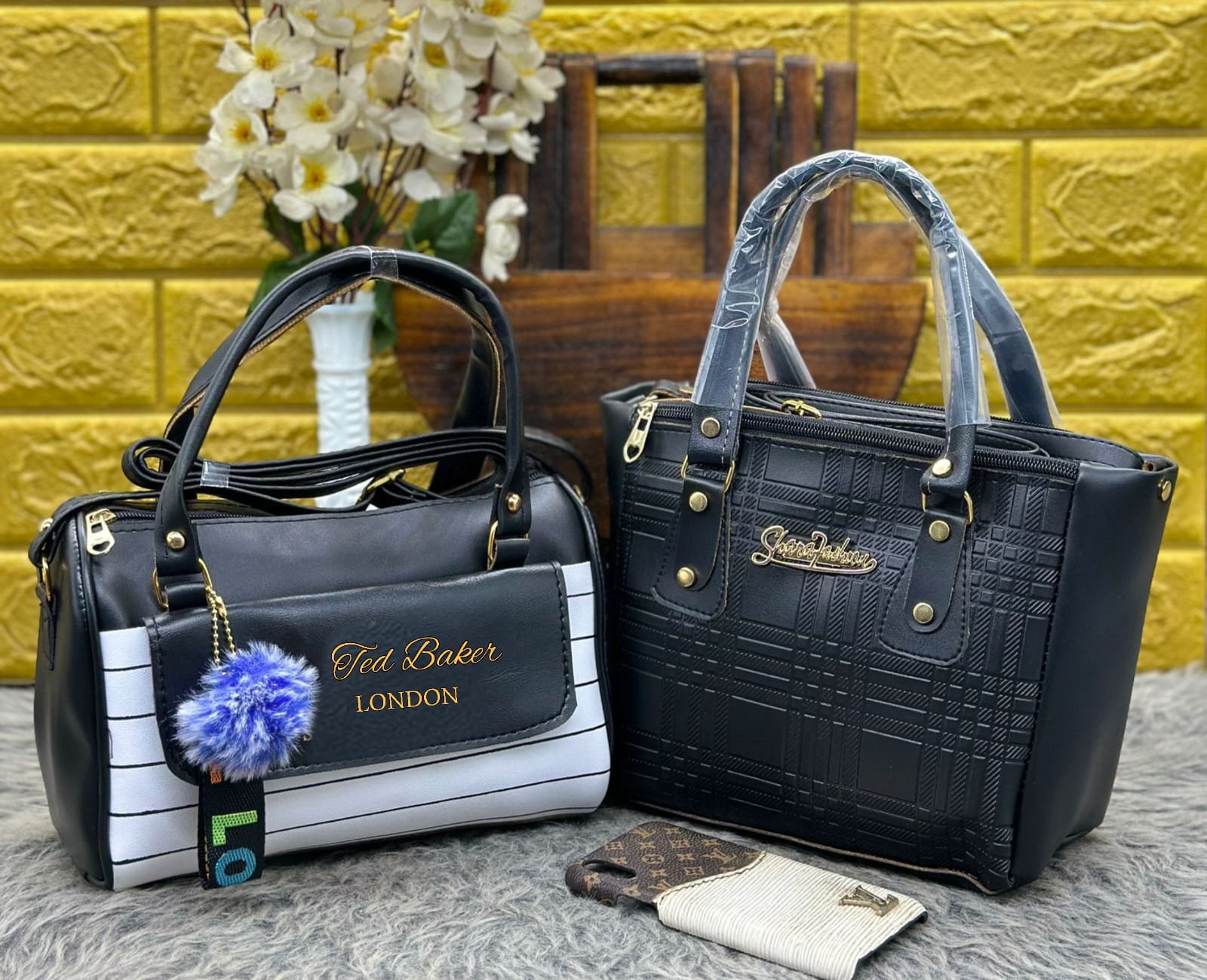 IMPORTED WOMENS PURE LEATHER HIGH QUALITY HANDBAGS FOR ALL STYLES