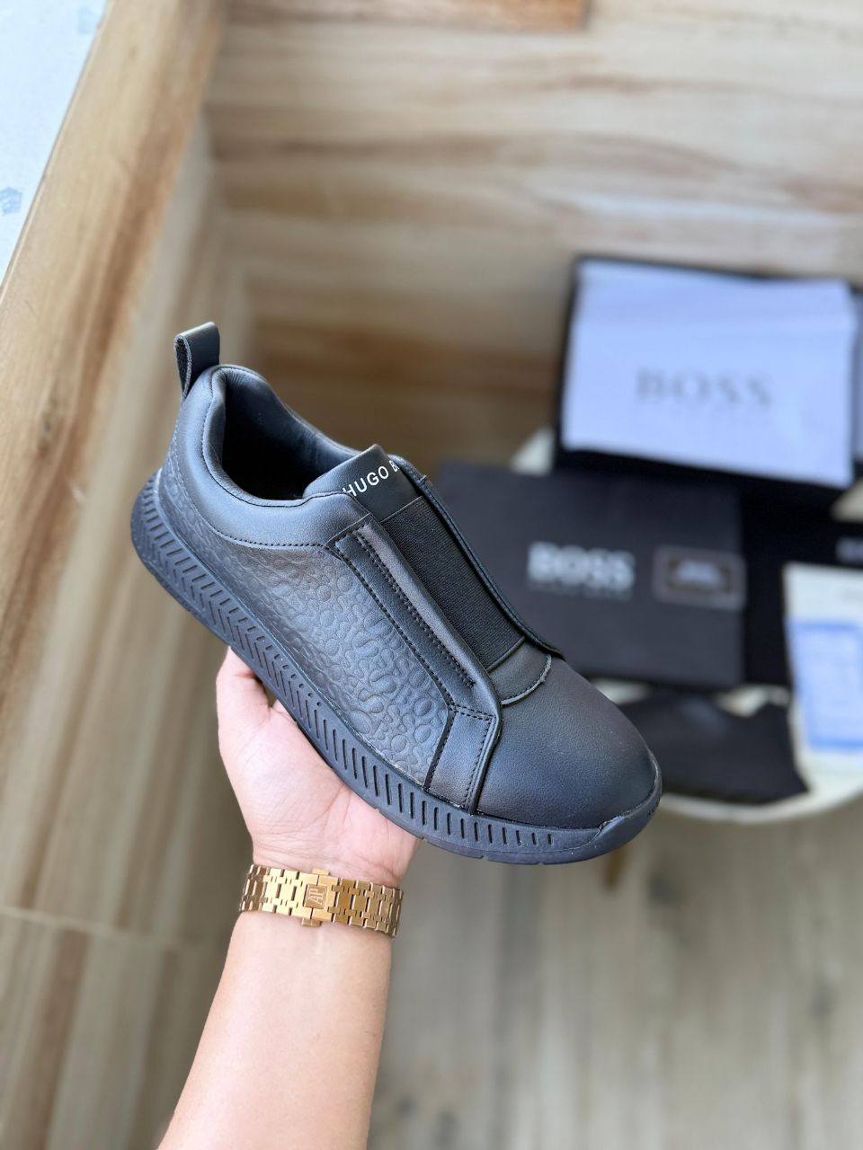 HUGHO BOSS LUXURY SNEAKERS
