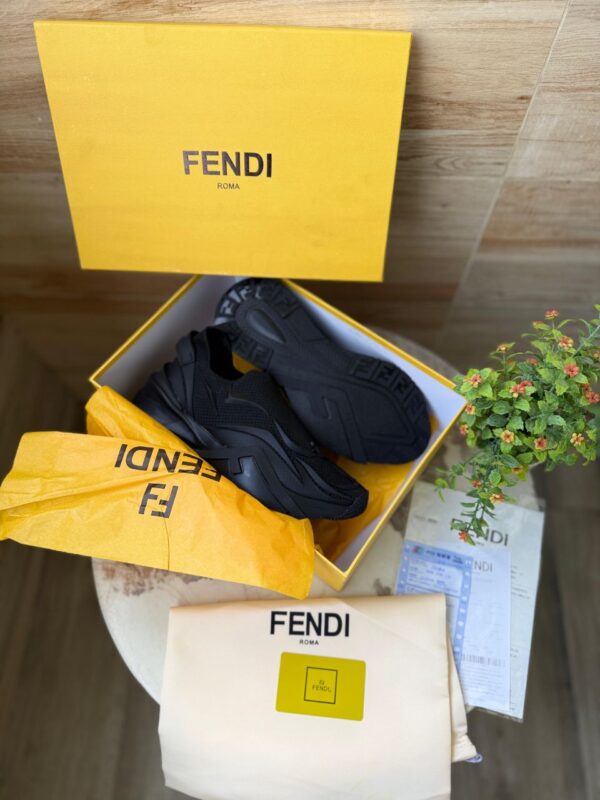 FENDI ROMA SNEAKER PREMIUM SNEAKERS FOR MENS (SK3100) - Image 9