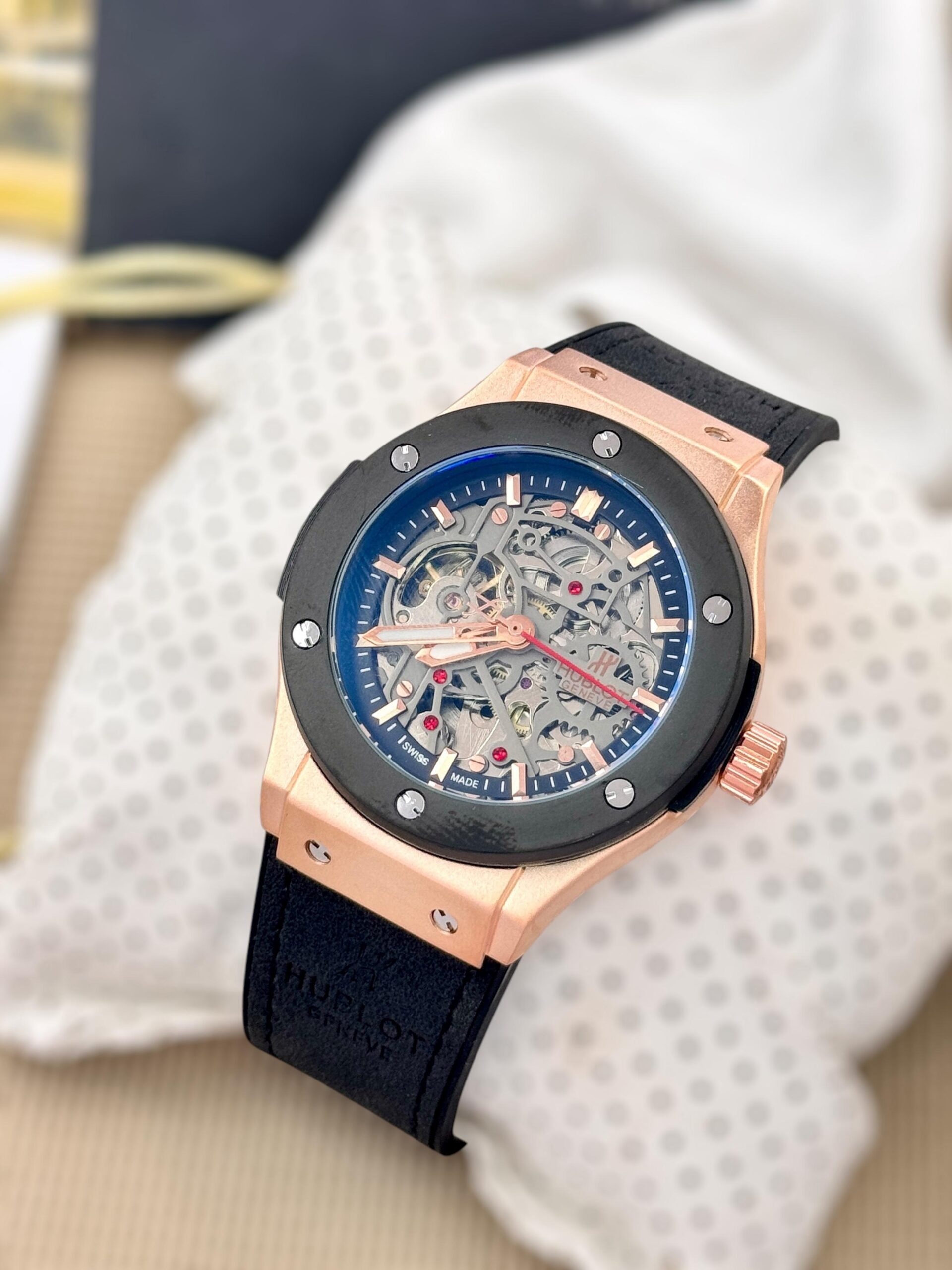 HUBLOT MENS PREMIUM WATCH AUTOMATIC MODEL STYLISH WATCH