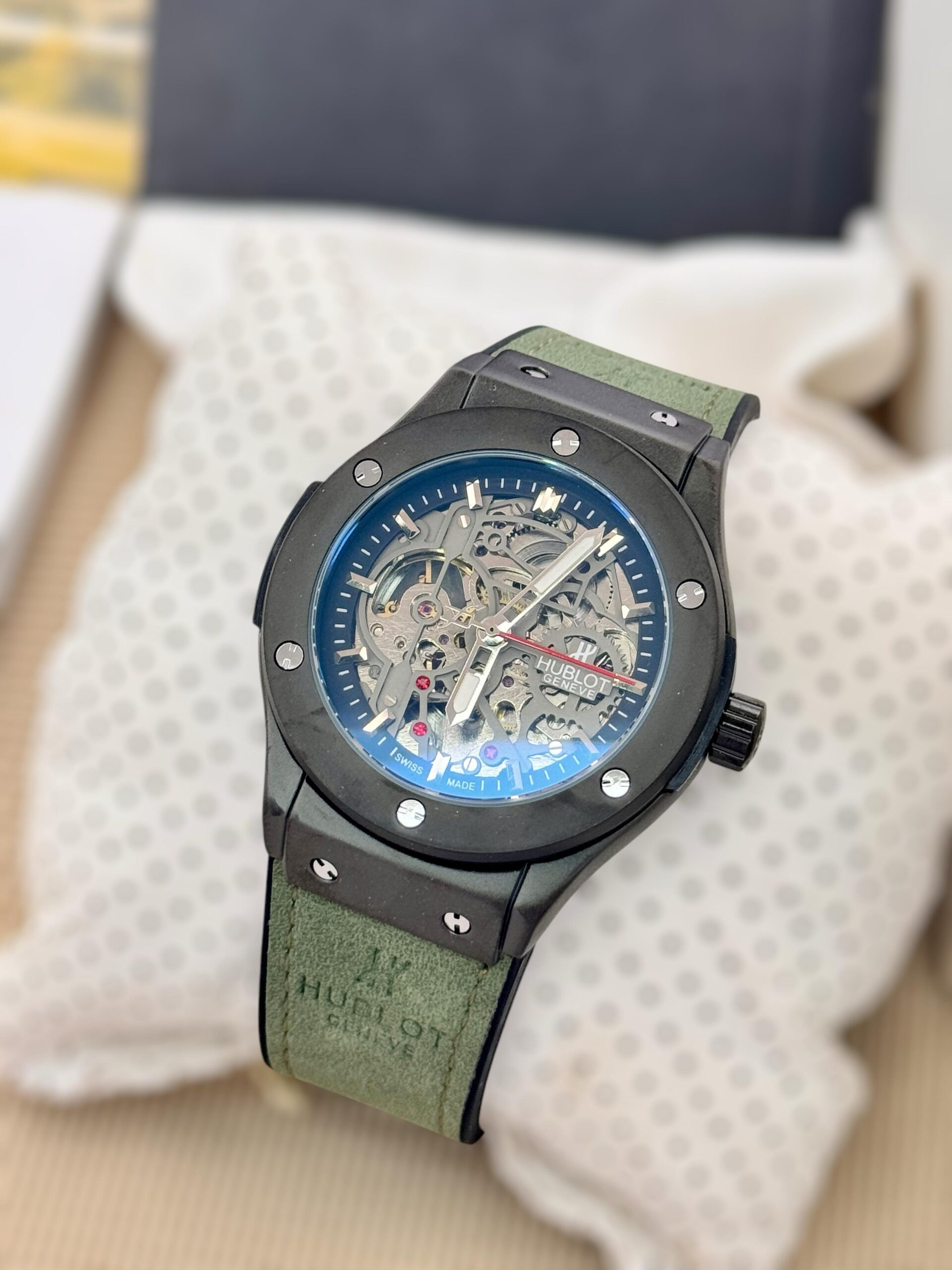 HUBLOT MENS PREMIUM WATCH AUTOMATIC MODEL STYLISH WATCH