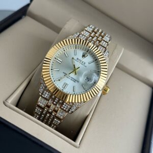 ROLEX WOMENS PREMIUM WATCH ROYAL WEAR AND STYLISH