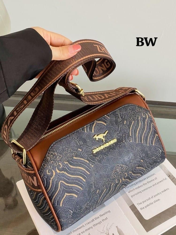 IMPORTED WOMENS PURE LEATHER HIGH QUALITY HANDBAGS FOR ALL STYLES