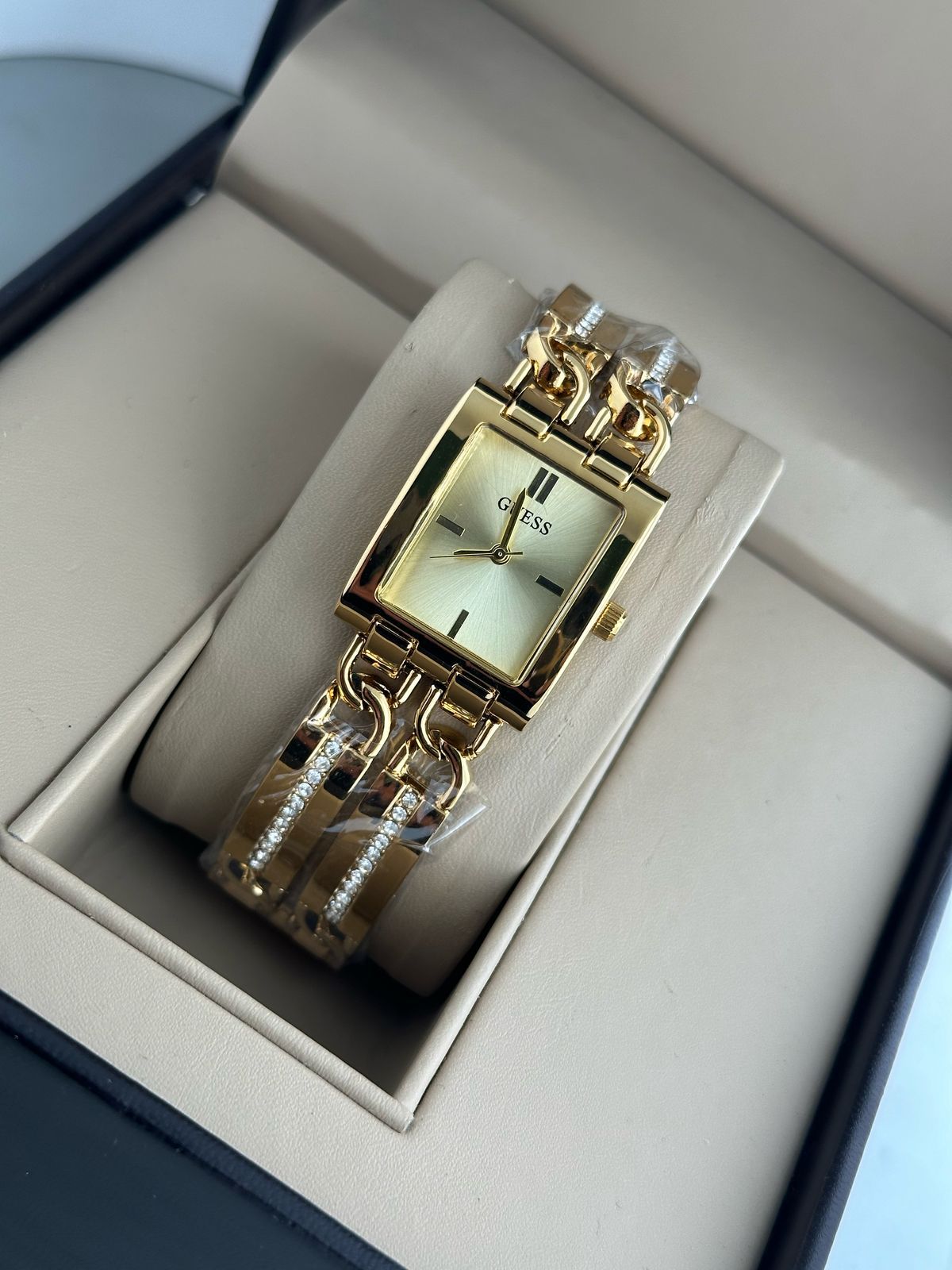 GUESS DOUBLE ROUND STAINLESS STEEL RECTANGLE DIAL WOMENS PREMIUM WATCH