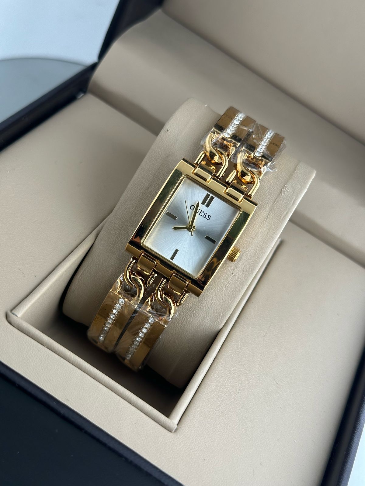 GUESS DOUBLE ROUND STAINLESS STEEL RECTANGLE DIAL WOMENS PREMIUM WATCH