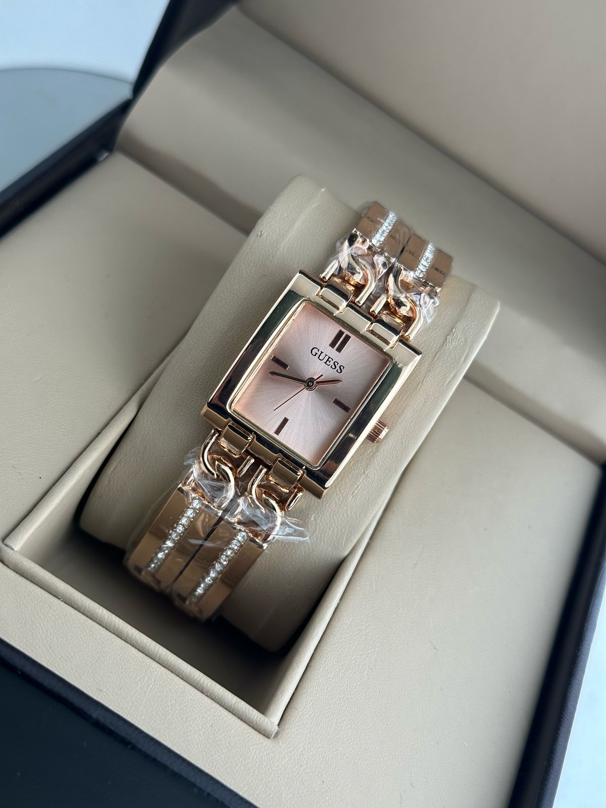 GUESS DOUBLE ROUND STAINLESS STEEL RECTANGLE DIAL WOMENS PREMIUM WATCH