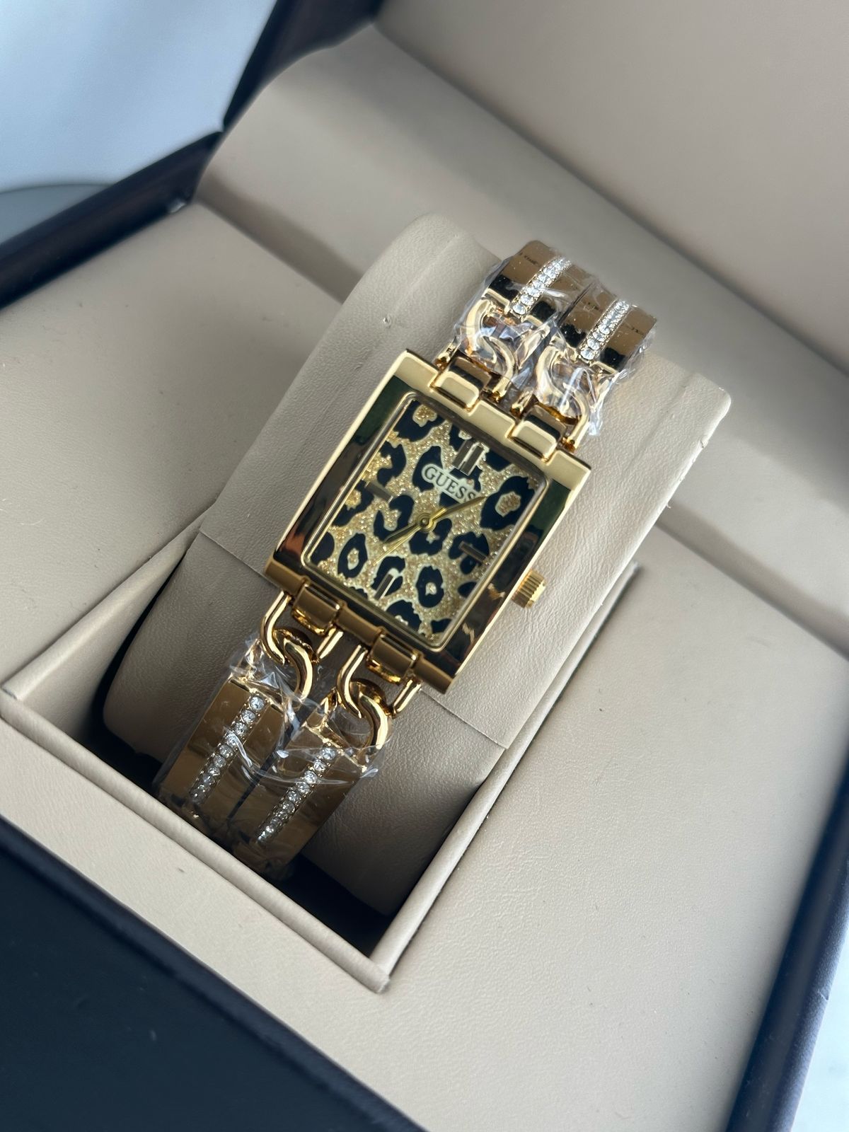 GUESS DOUBLE ROUND STAINLESS STEEL RECTANGLE DIAL WOMENS PREMIUM WATCH