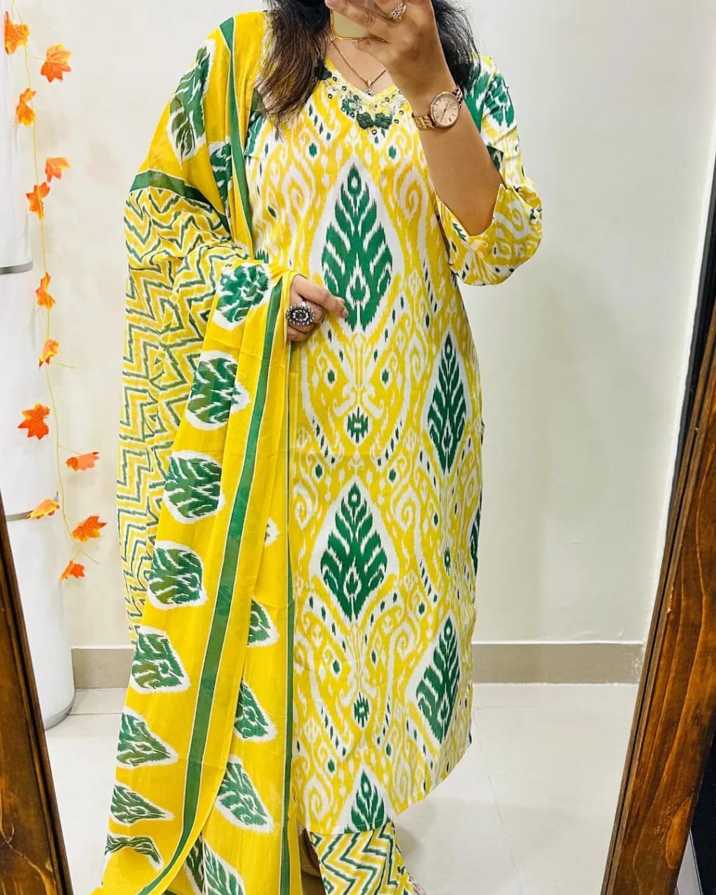 ROYAL WOMENS PREMIUM TOPS KURTIS 3 PIECE SETS
