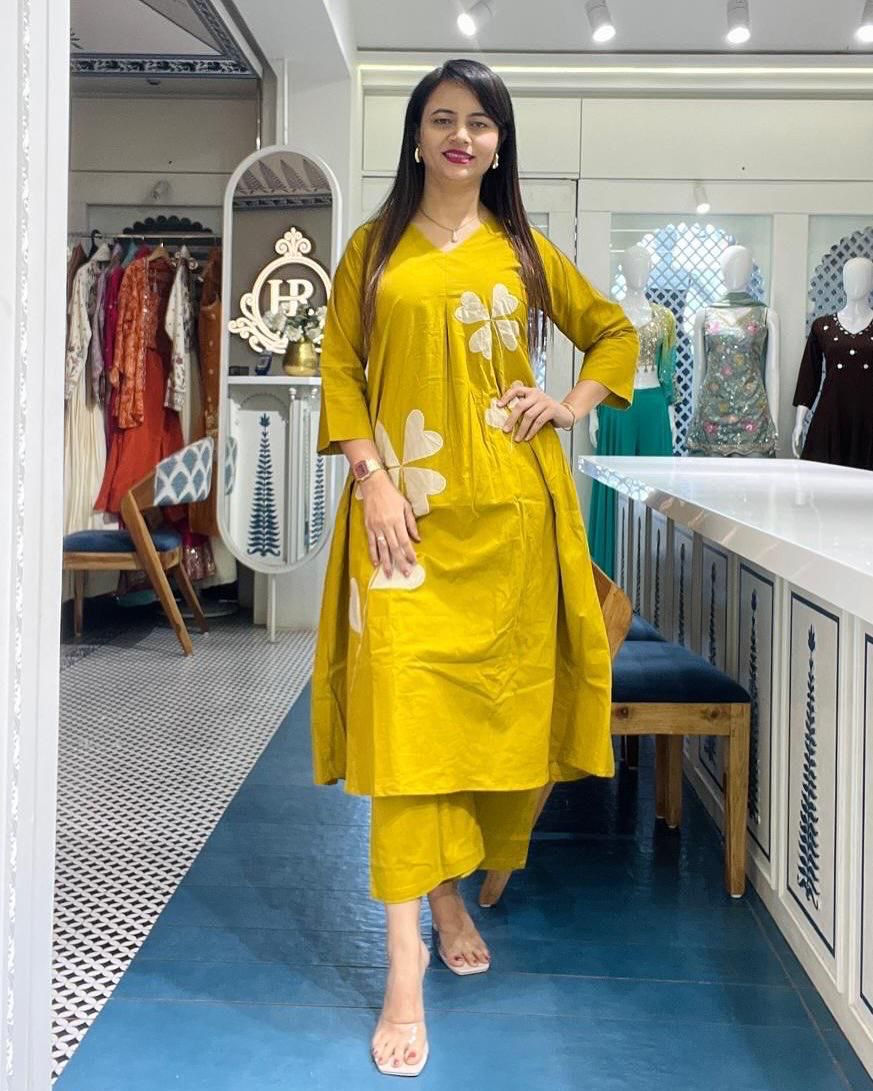 ROYAL WOMENS PREMIUM TOPS KURTIS 3 PIECE SETS