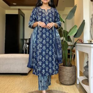 ROYAL WOMENS PREMIUM TOPS KURTIS 3 PIECE SETS