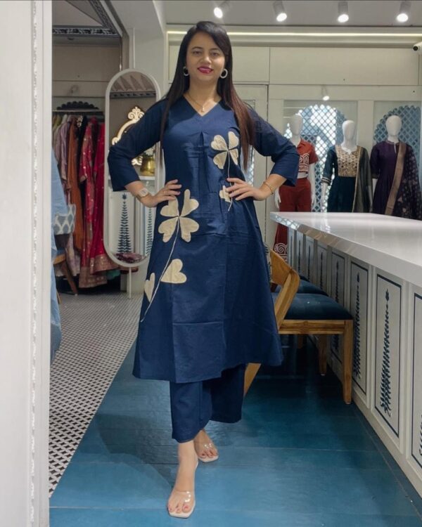 ROYAL WOMENS PREMIUM TOPS KURTIS 3 PIECE SETS