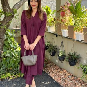 ROYAL WOMENS PREMIUM TOPS KURTIS 3 PIECE SETS