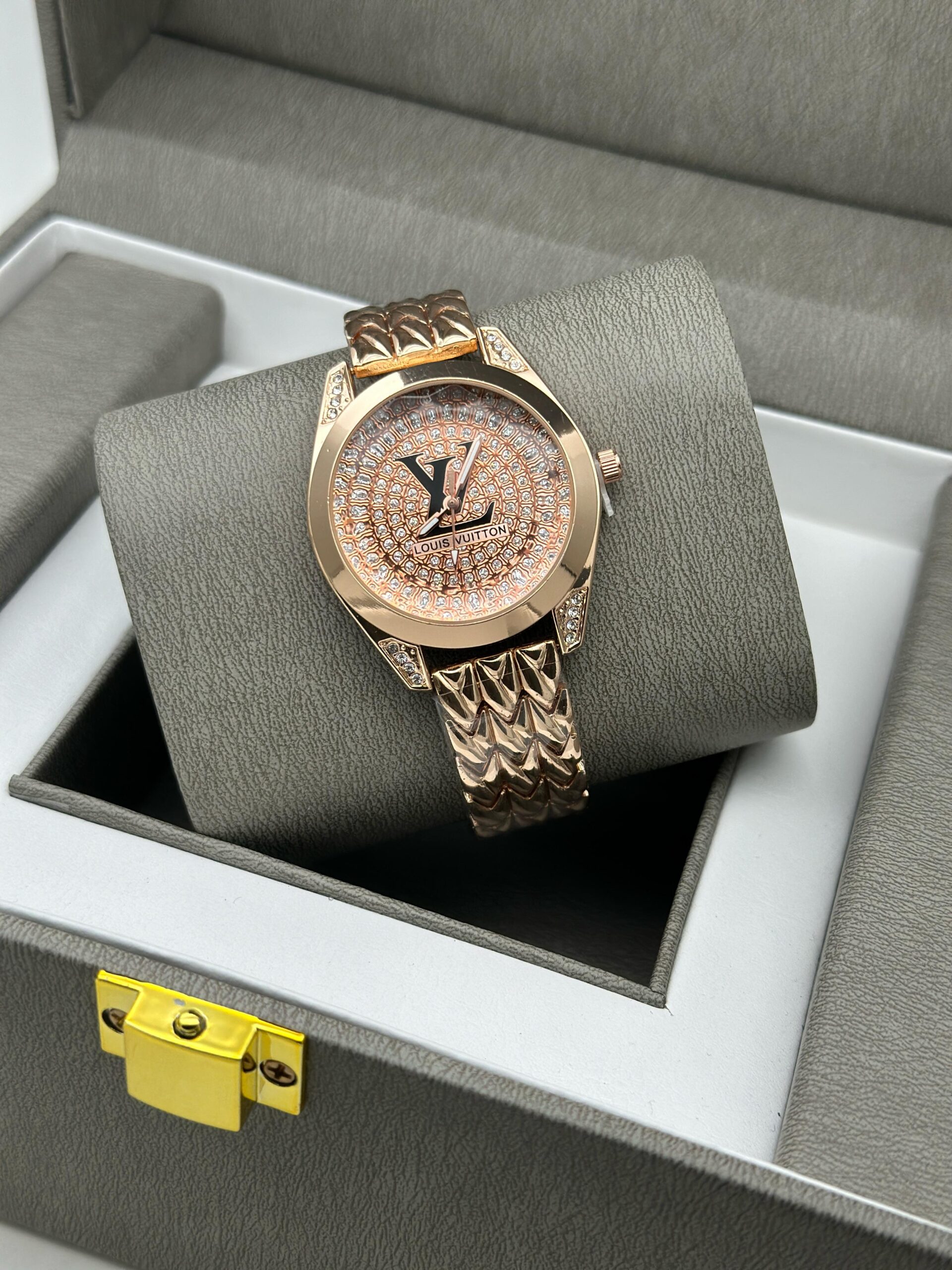LOUIS VITTON WOMENS PREMIUM WATCHES