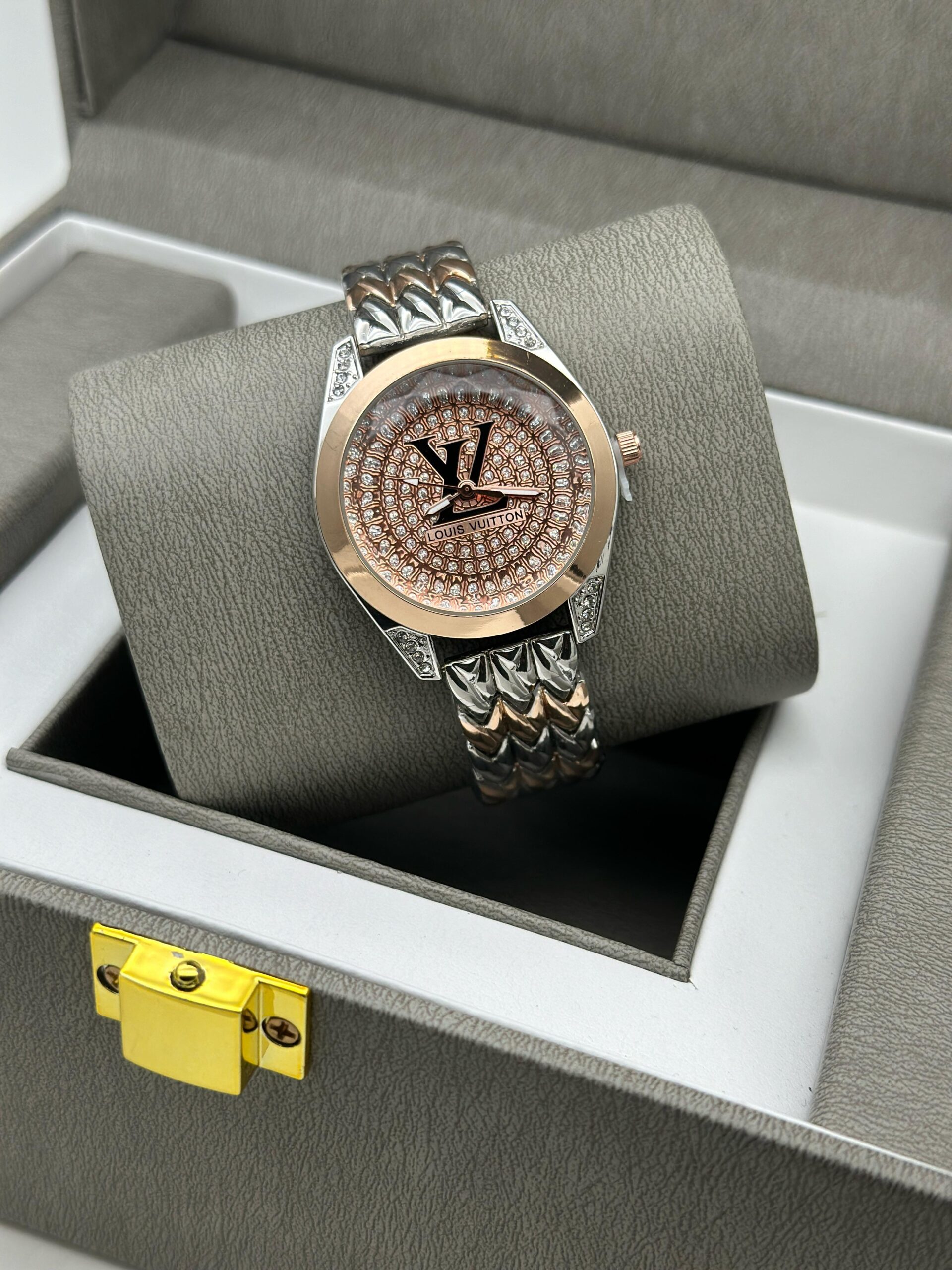 LOUIS VITTON WOMENS PREMIUM WATCHES