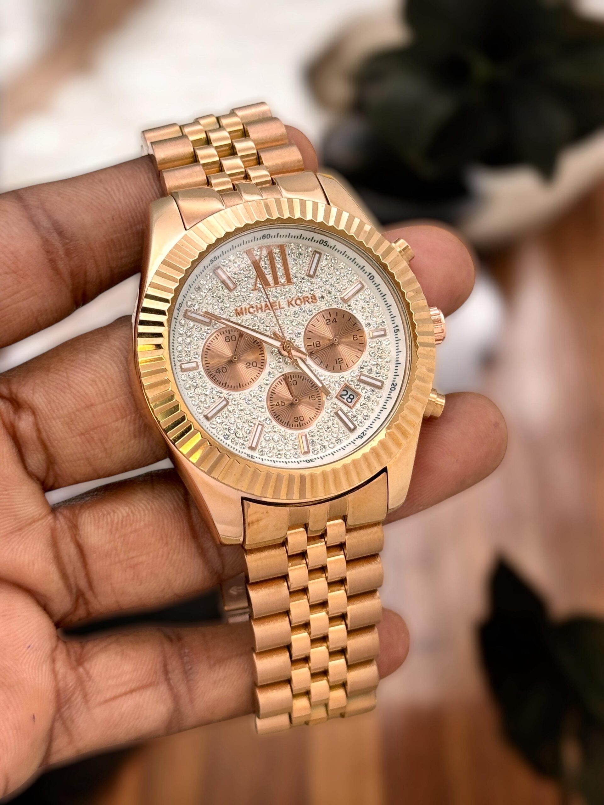 MICHEL KORS WOMENS AND MENS PREMIUM EDITION WATCHES COLOURFUL DESIGNER ALL TIME SUITED