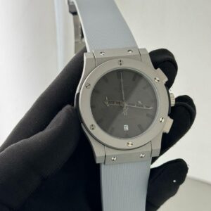 HUBLOT MENS STYLISH FORMAL AND DAILY WEAR WATCHES