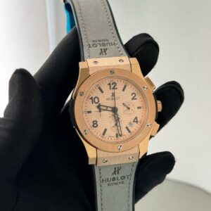 HUBLOT MENS STYLISH FORMAL AND DAILY WEAR WATCHES