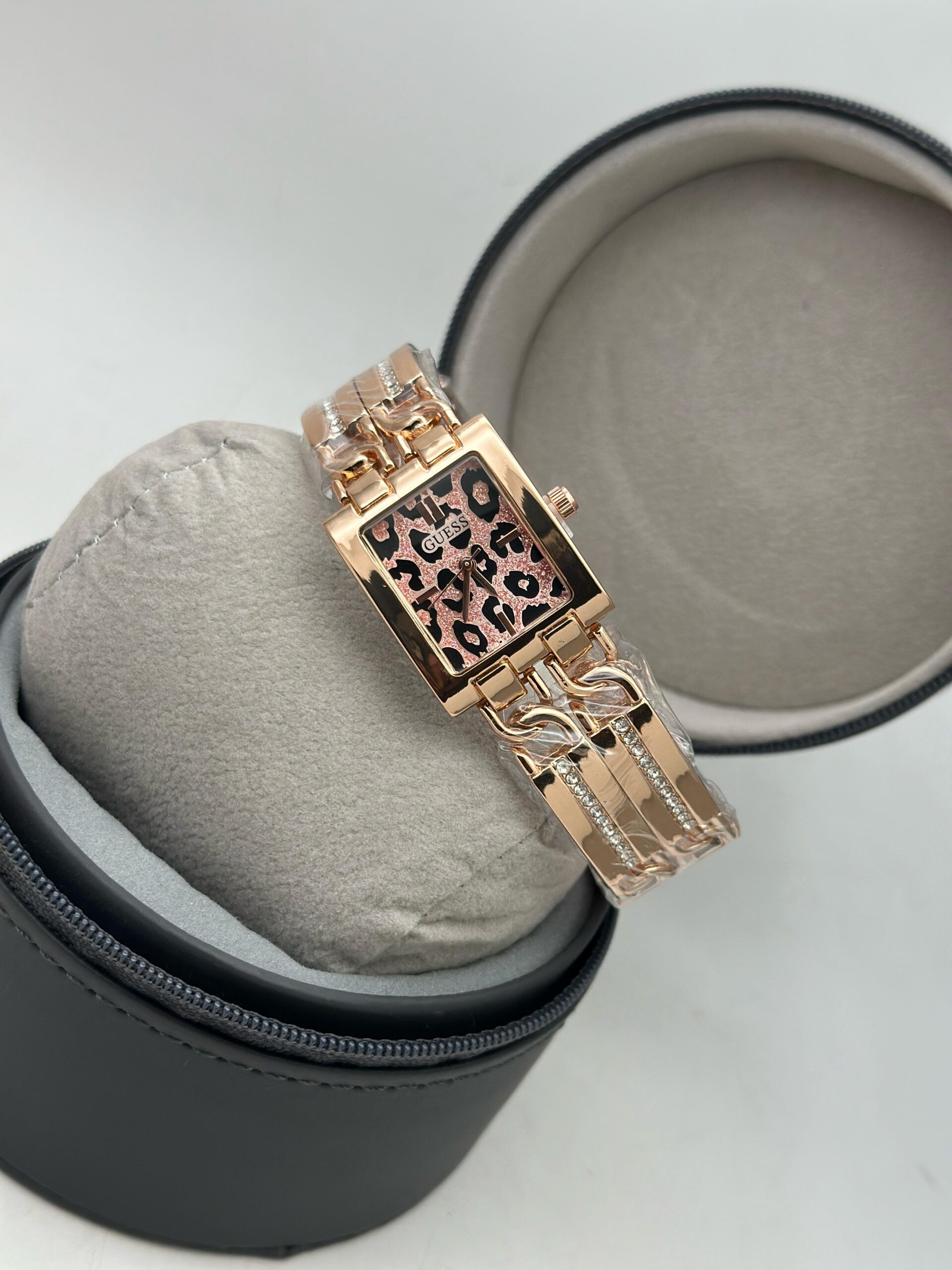 GUESS DOUBLE BINDED STAINLESS STEEL WATCHES FOR WOMENS