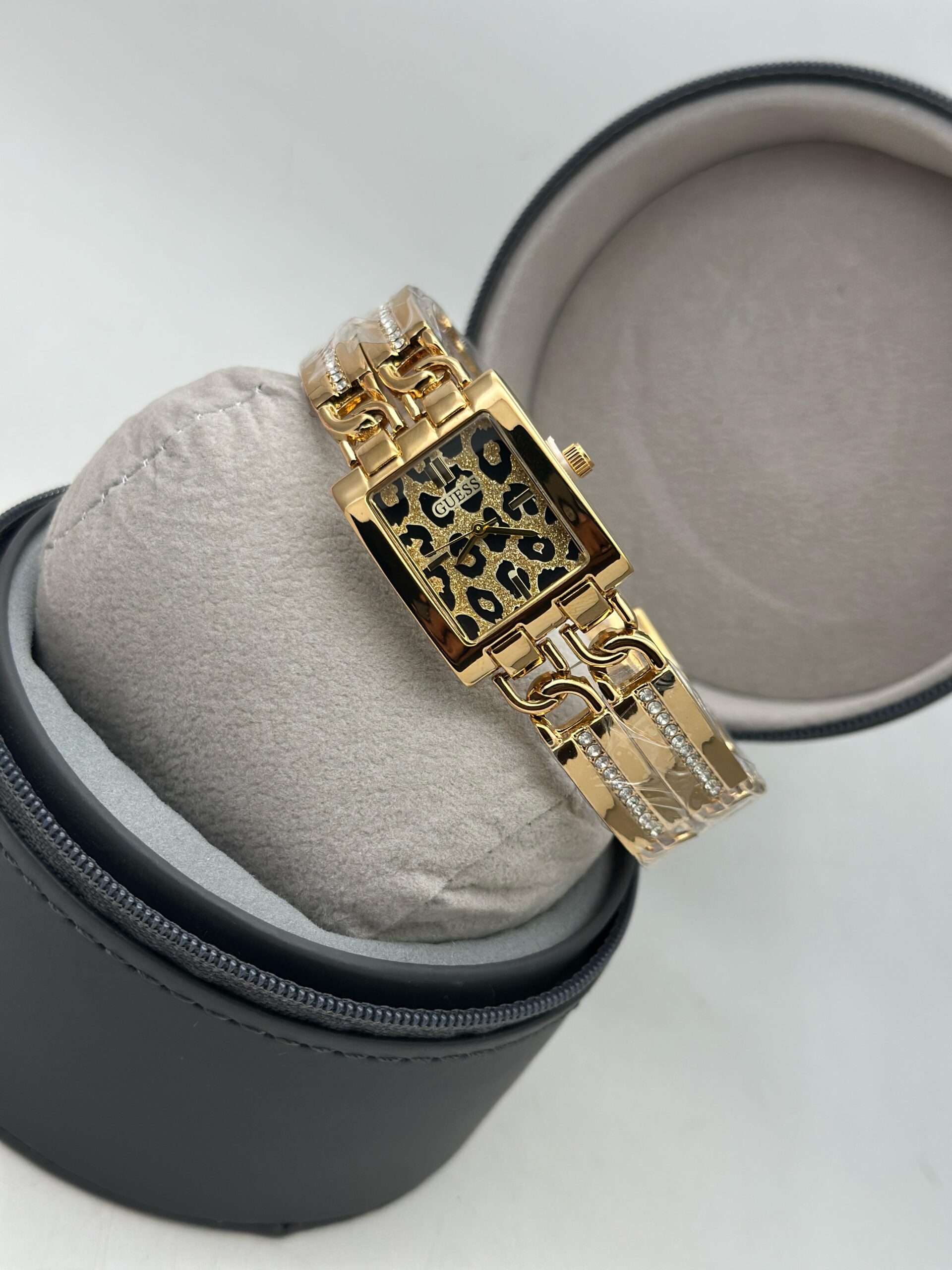 GUESS DOUBLE BINDED STAINLESS STEEL WATCHES FOR WOMENS