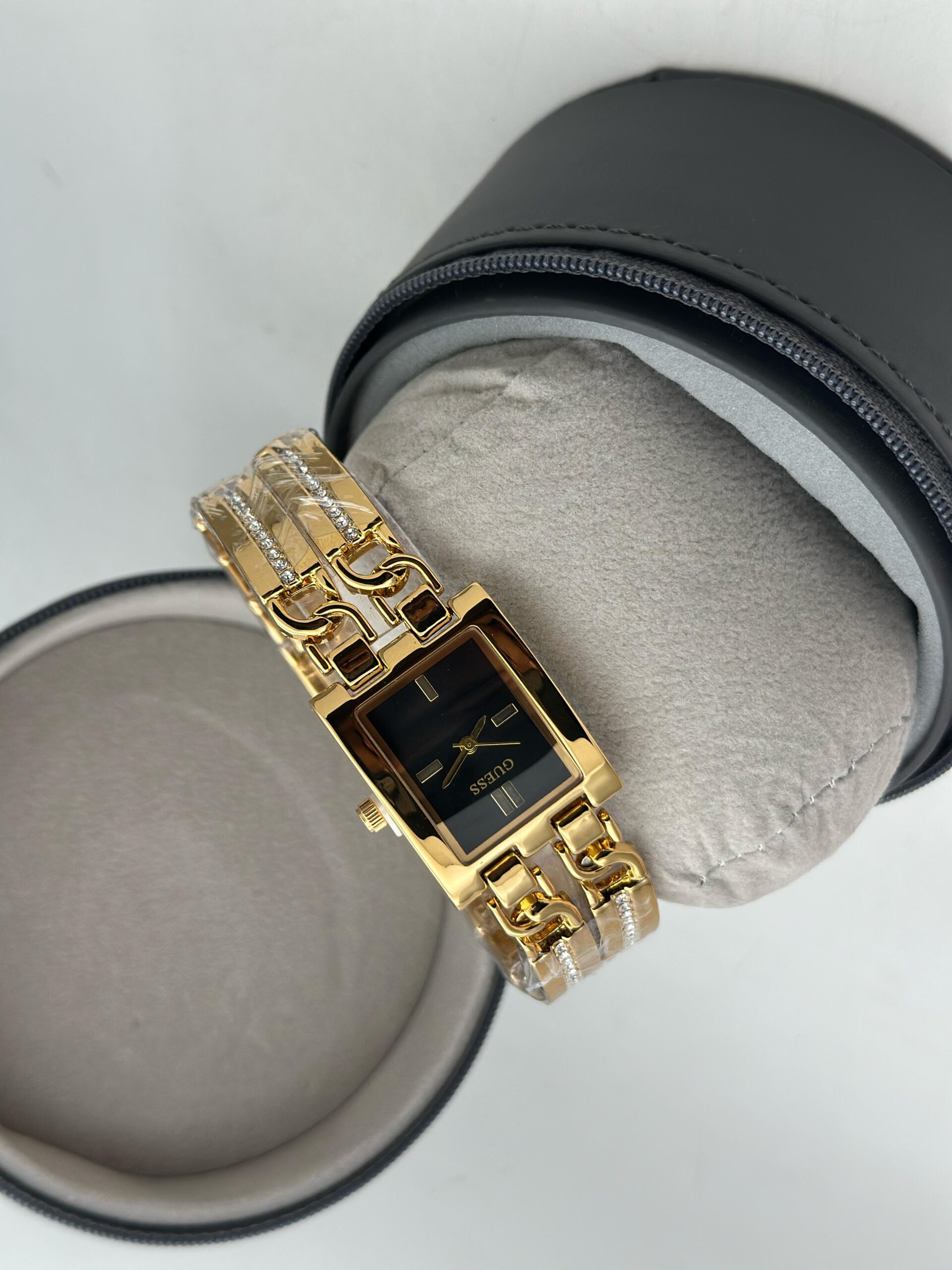 GUESS DOUBLE BINDED STAINLESS STEEL WATCHES FOR WOMENS