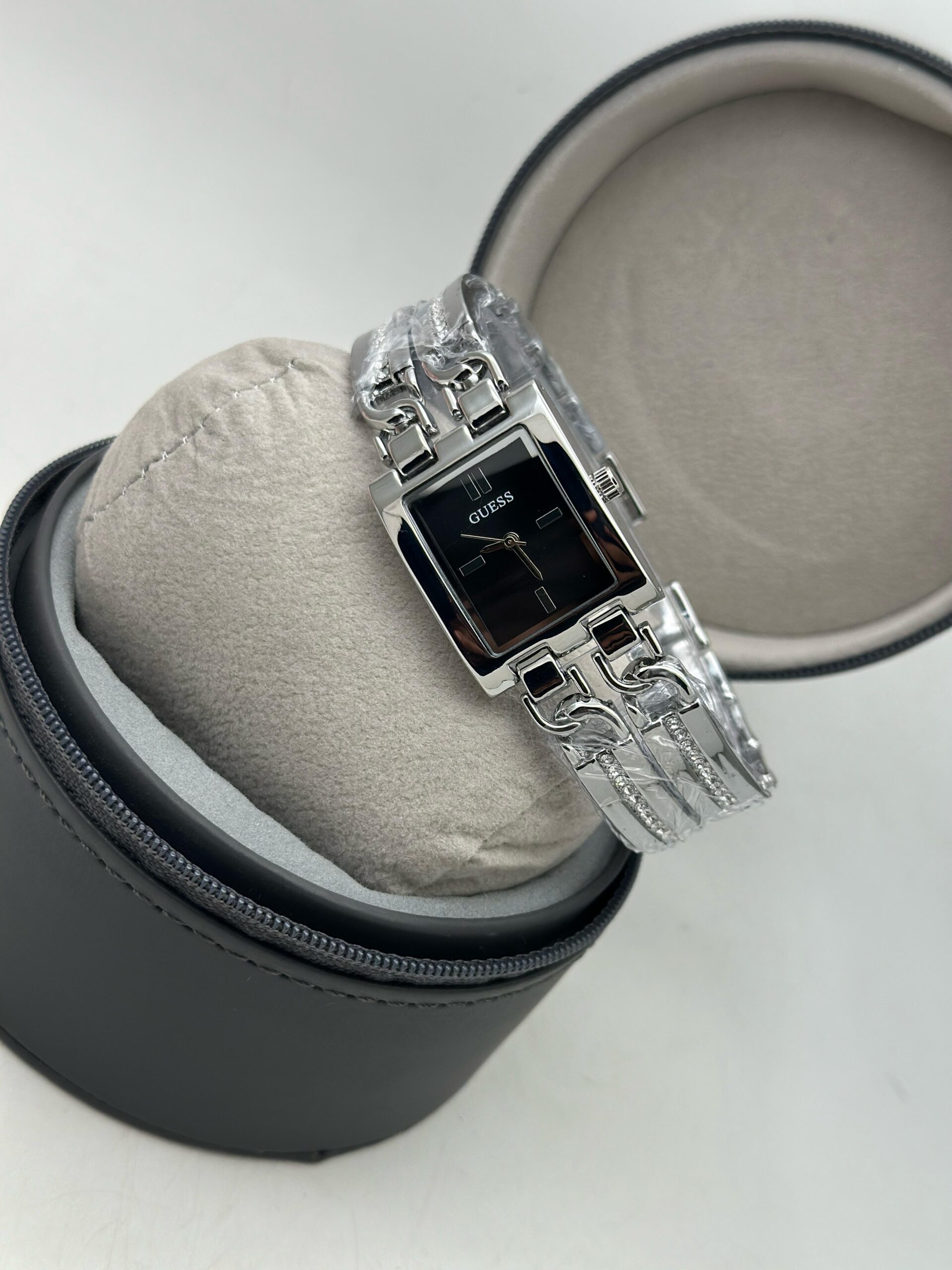 GUESS DOUBLE BINDED STAINLESS STEEL WATCHES FOR WOMENS