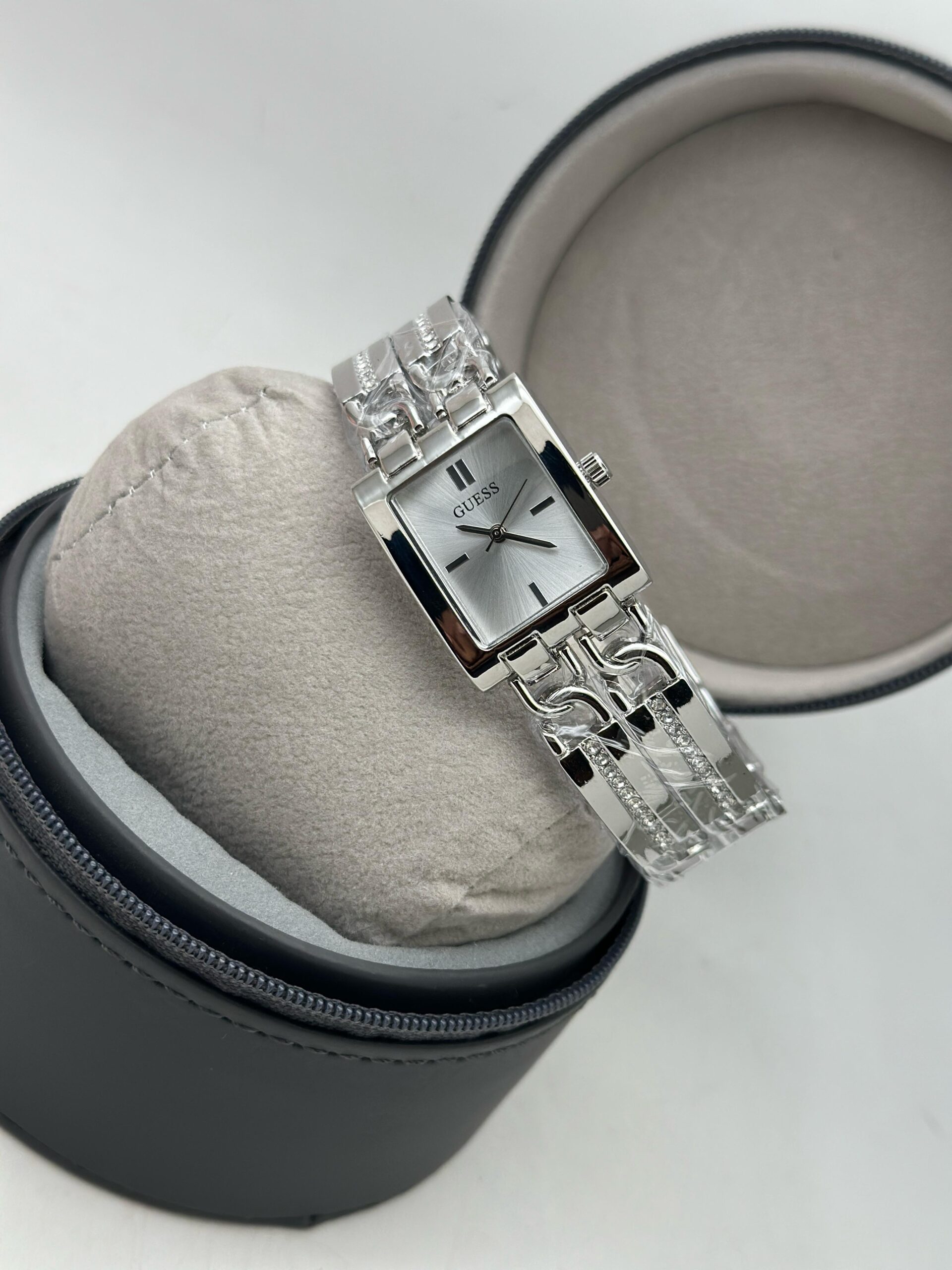 GUESS DOUBLE BINDED STAINLESS STEEL WATCHES FOR WOMENS