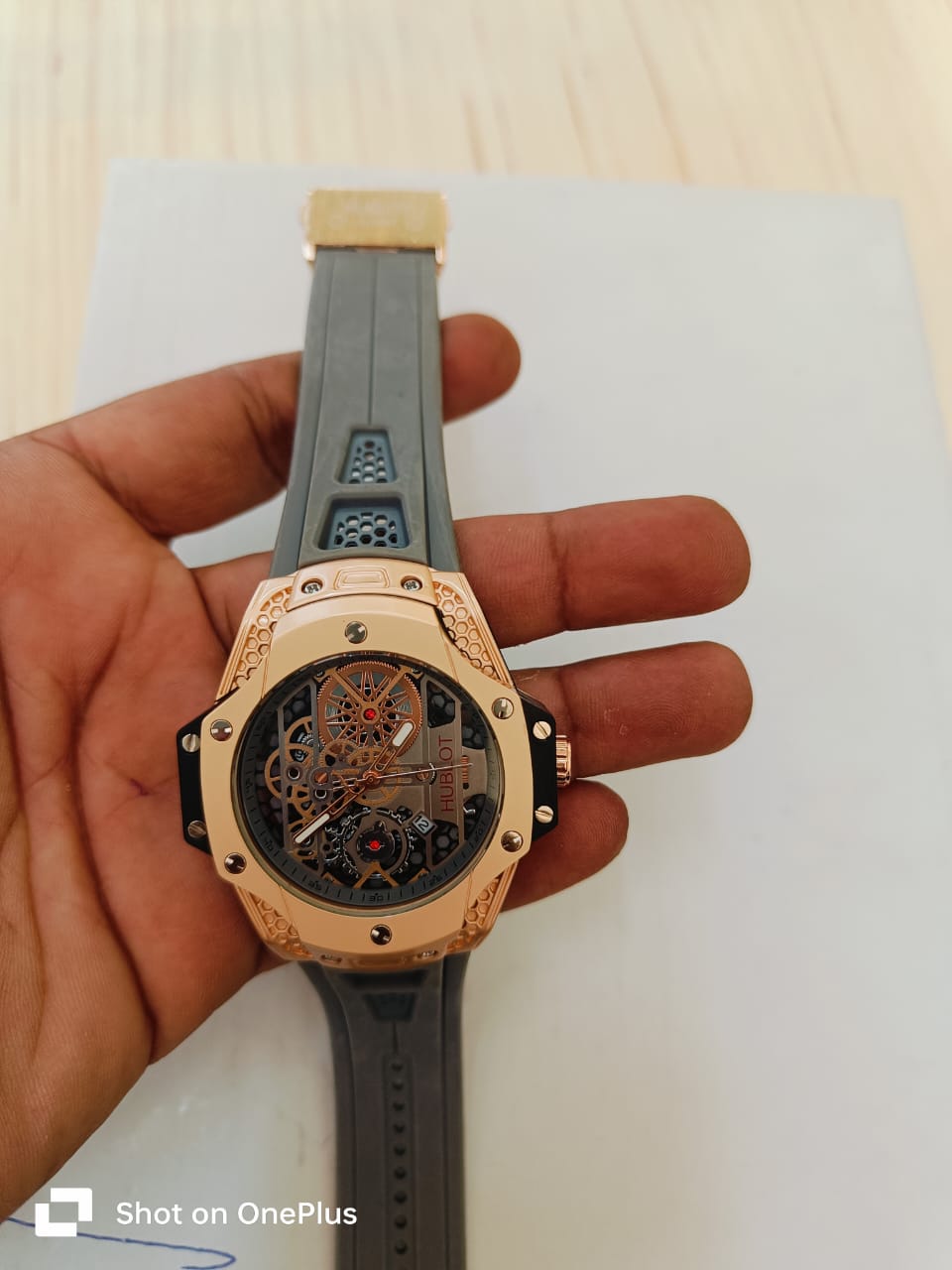 HUBLOT MENS AUTOMATIC STRAP PREMIUM WATCHES