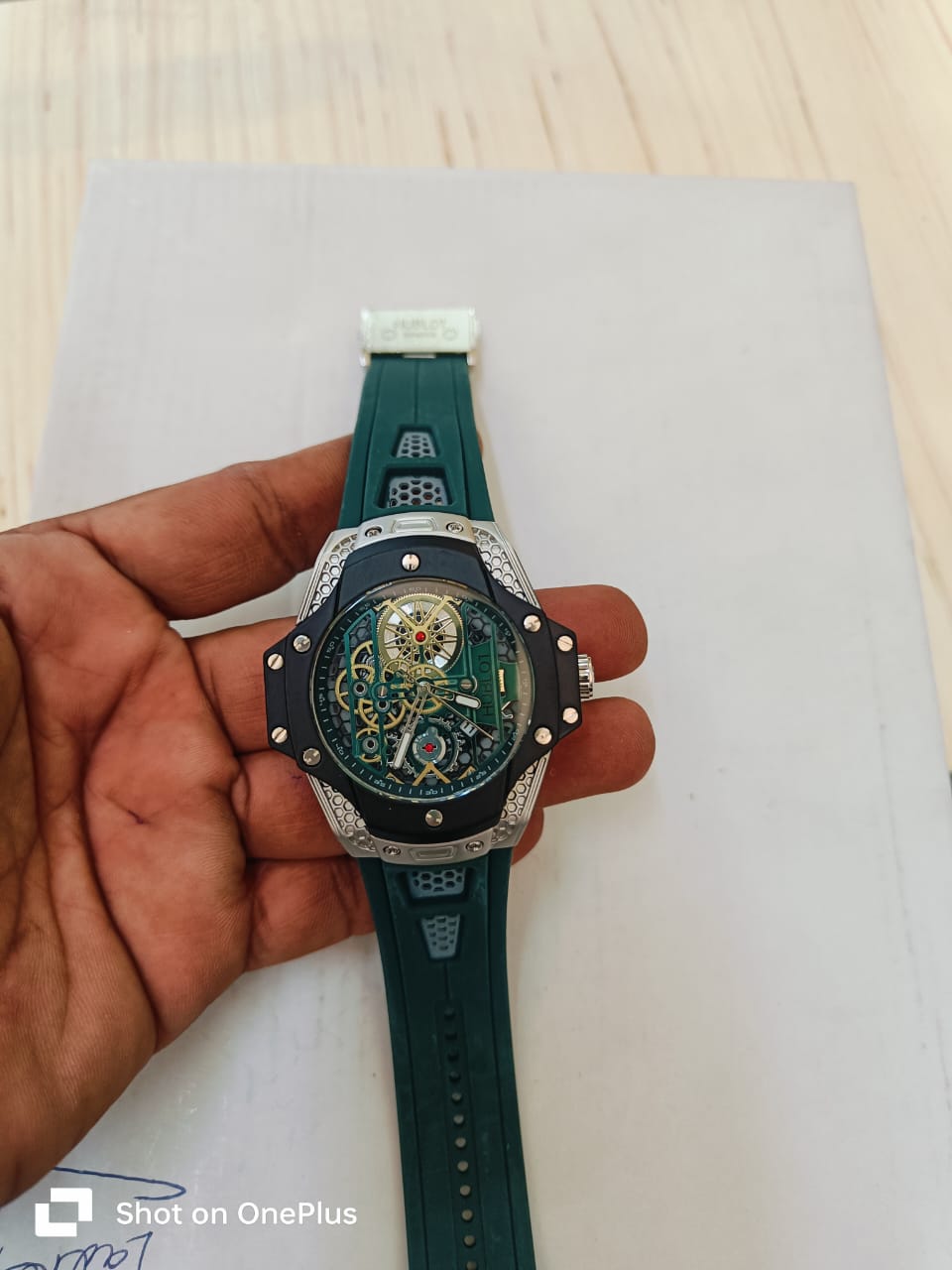 HUBLOT MENS AUTOMATIC STRAP PREMIUM WATCHES