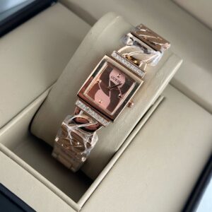 GUESS WOMENS ROYAL LATEST EDITION WOMENS PREMIUM WATCH